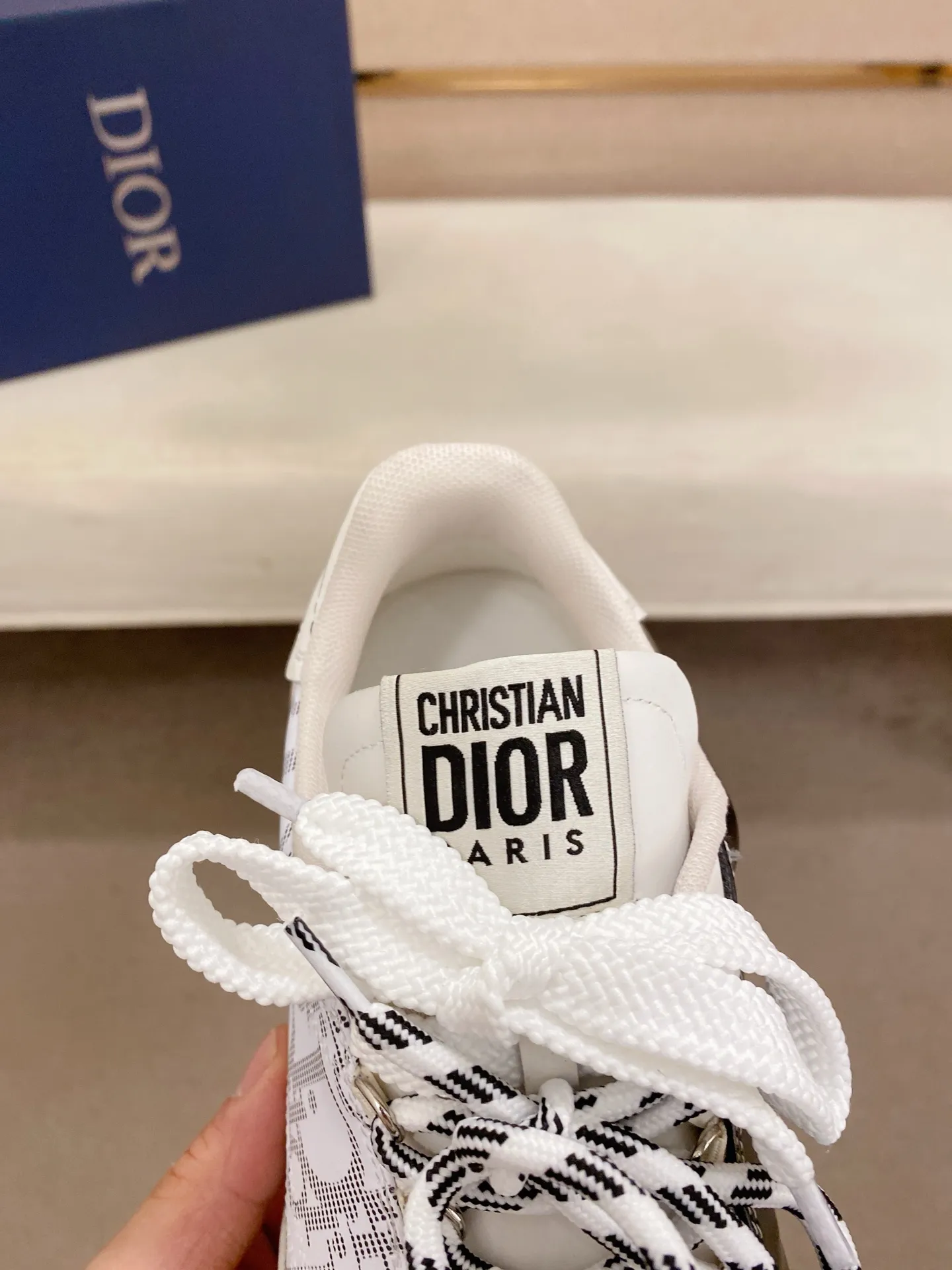 Men's shoes💰: 500💰Couple style💏 [Dior·Dior] New casual sports style men's shoes, new spring and summer design, perfect workmanship, lace-up lazy style to create wardrobe quality, upper: imported first-layer cowhide, mesh breathable lining soft and comfortable, ultra-light TPU wear-resistant outsole, simple, versatile fashion men's shoes, excellent color code number 35--44. (45,46 customized items are not returnable or exchangeable)